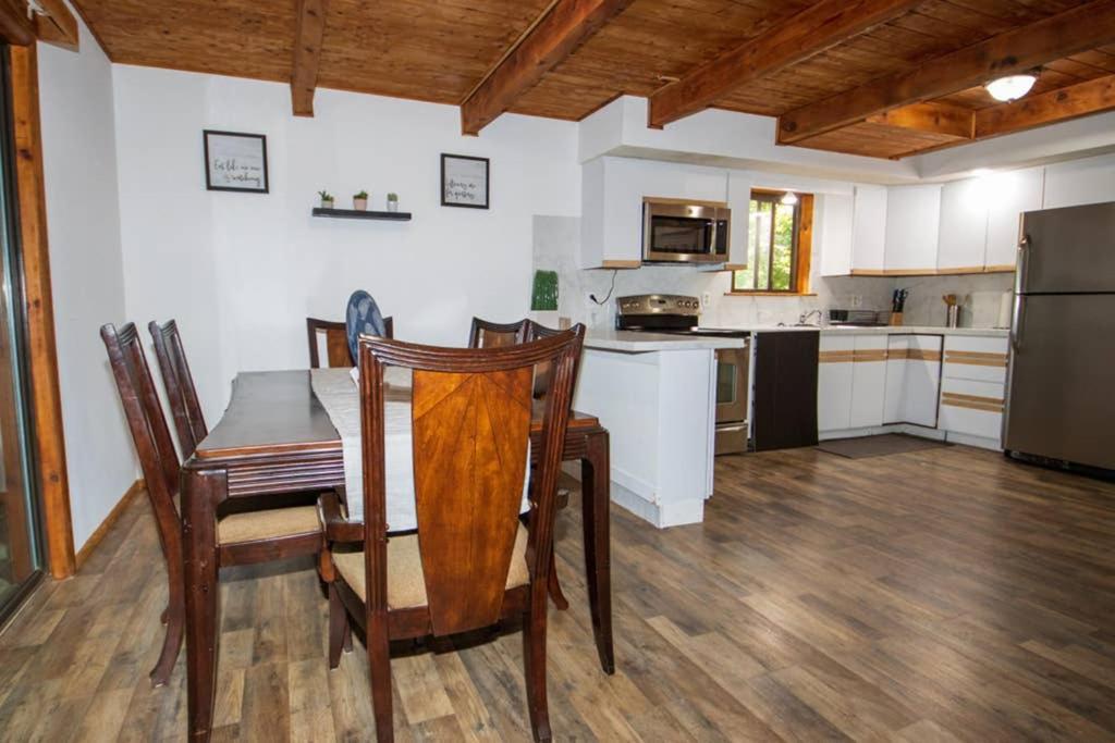 Entire 3 Bedroom Adventure Chalet, Near The Best Of The Poconos East Stroudsburg Dış mekan fotoğraf